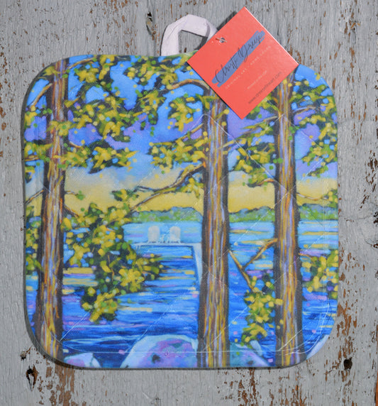 Potholder: Weekend Getaway. Artist Christi Dreese