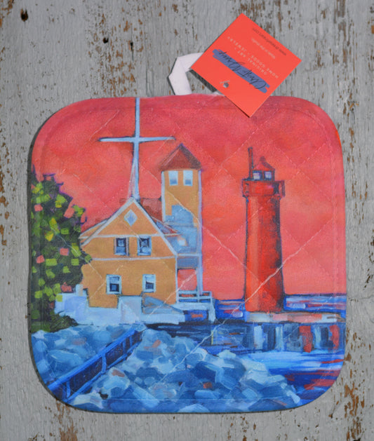 Potholder: Muskegon Lighthouse. Artist Christi Dreese